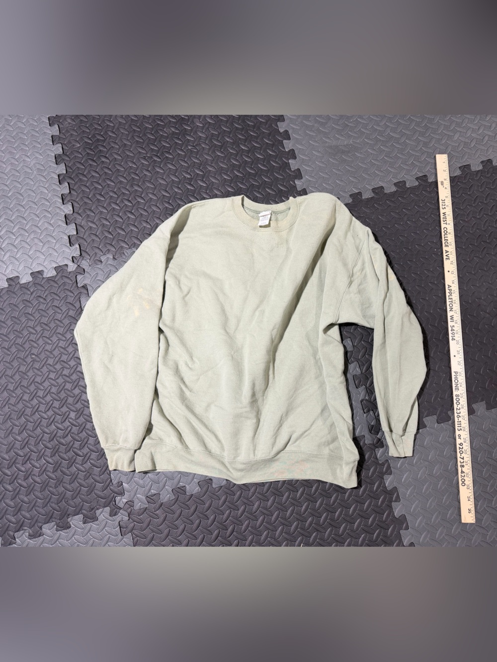 Men's XL Light Green Hanes Crew Neck Sweatshirt